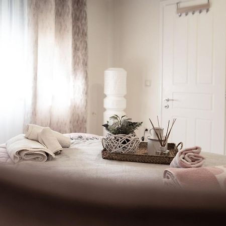 Appartamento 'The Ivory' House Project In Atene Esterno foto
