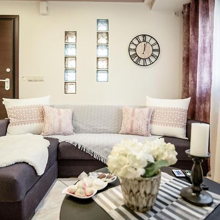 Appartamento 'The Ivory' House Project In Atene Esterno foto