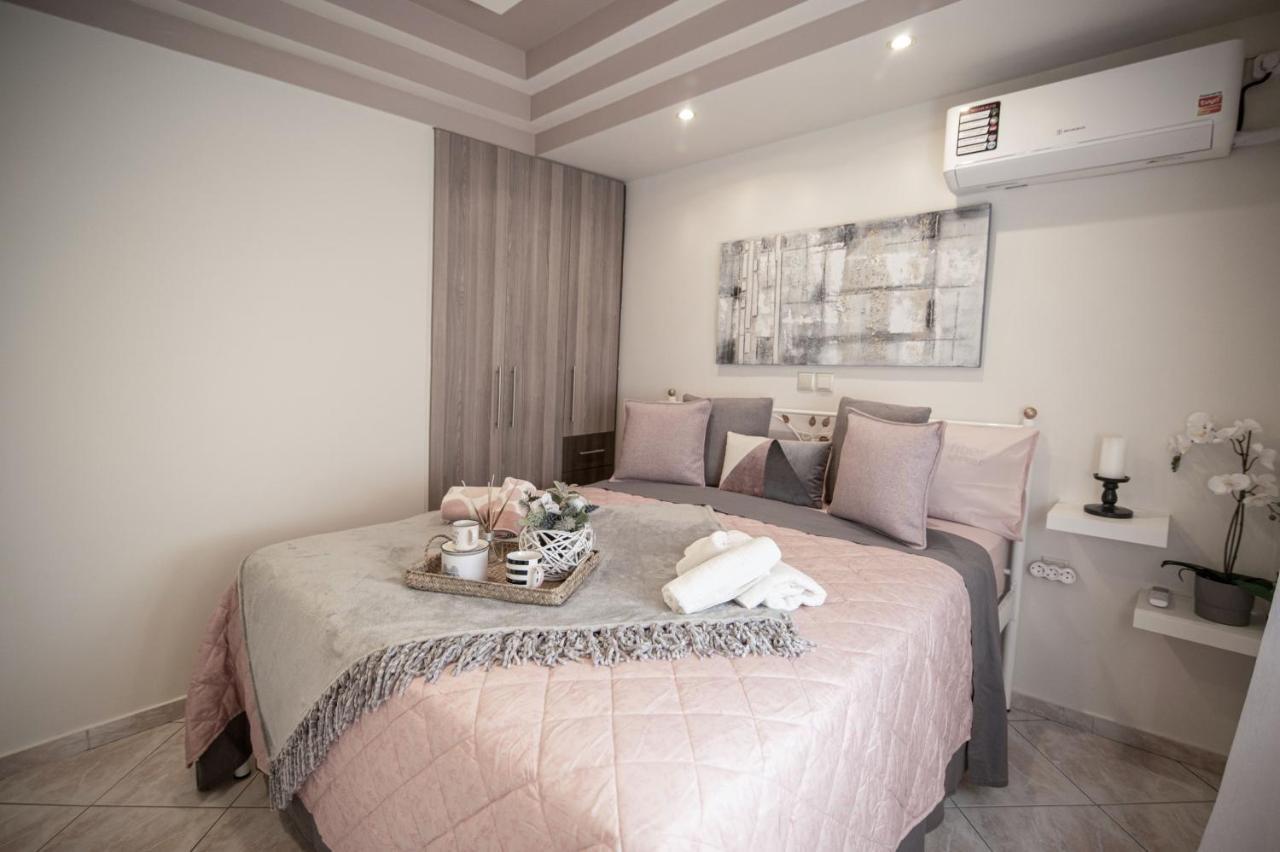 Appartamento 'The Ivory' House Project In Atene Esterno foto