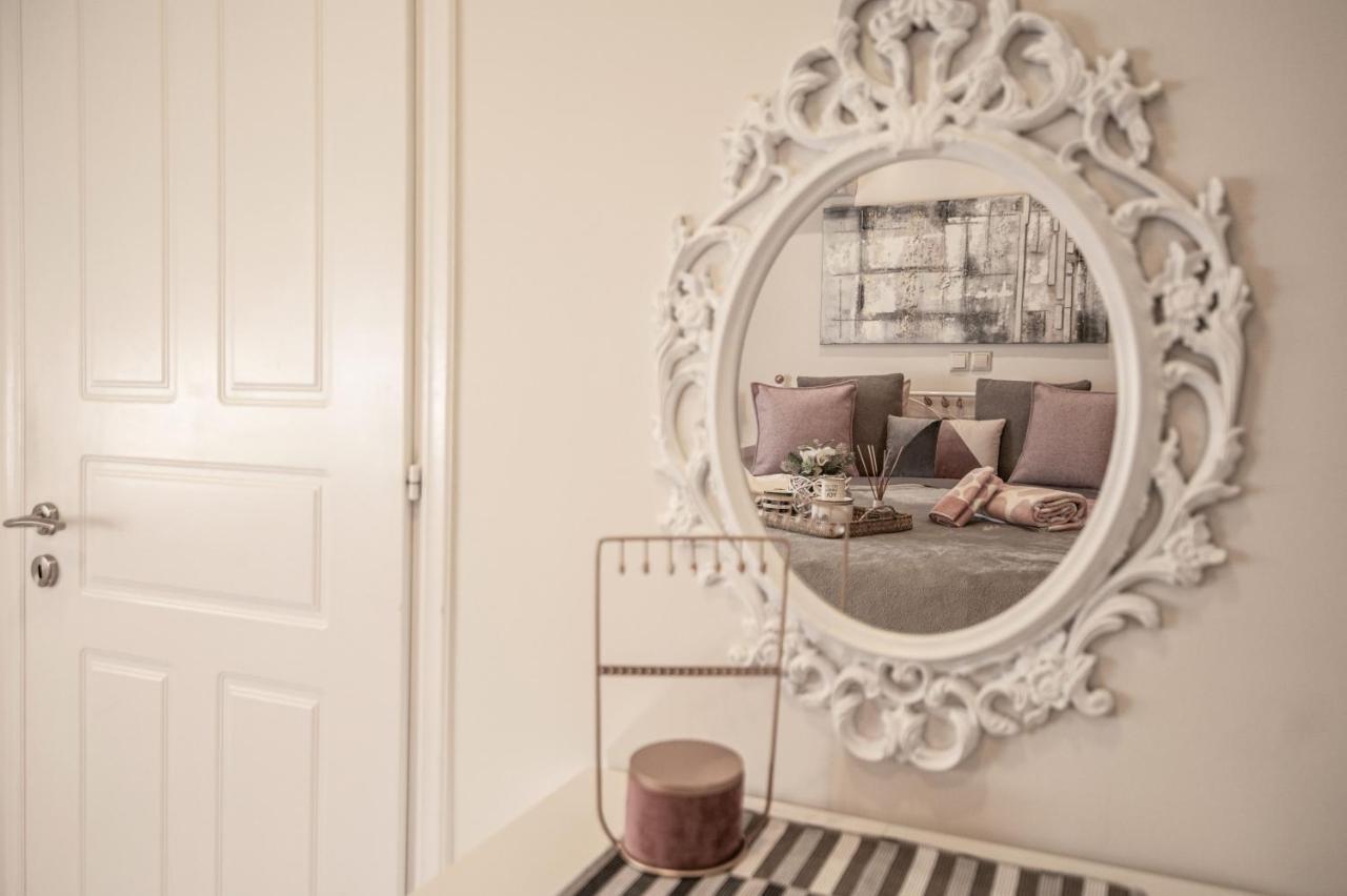Appartamento 'The Ivory' House Project In Atene Esterno foto