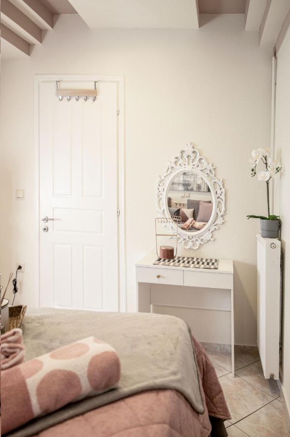 Appartamento 'The Ivory' House Project In Atene Esterno foto
