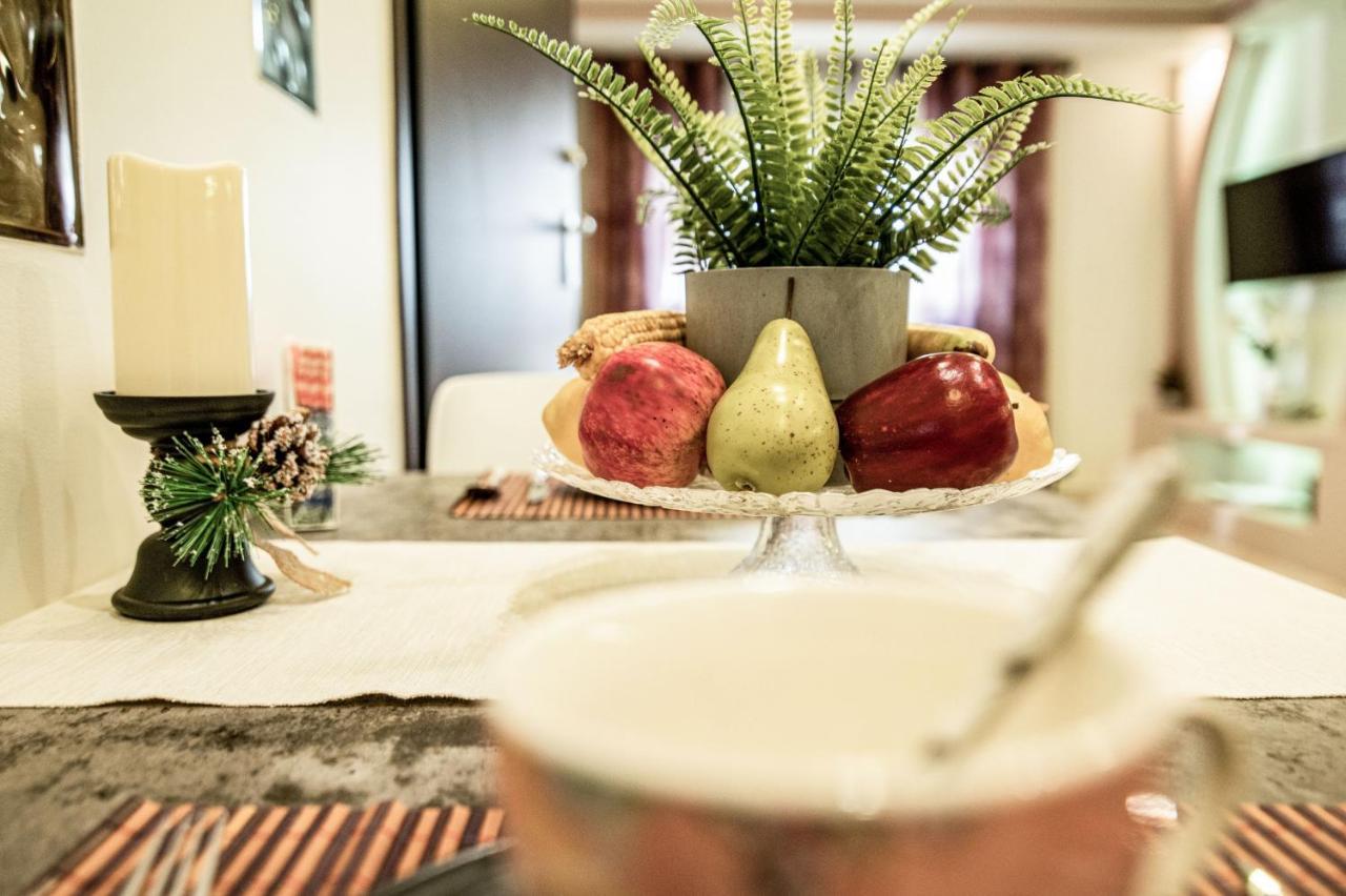 Appartamento 'The Ivory' House Project In Atene Esterno foto