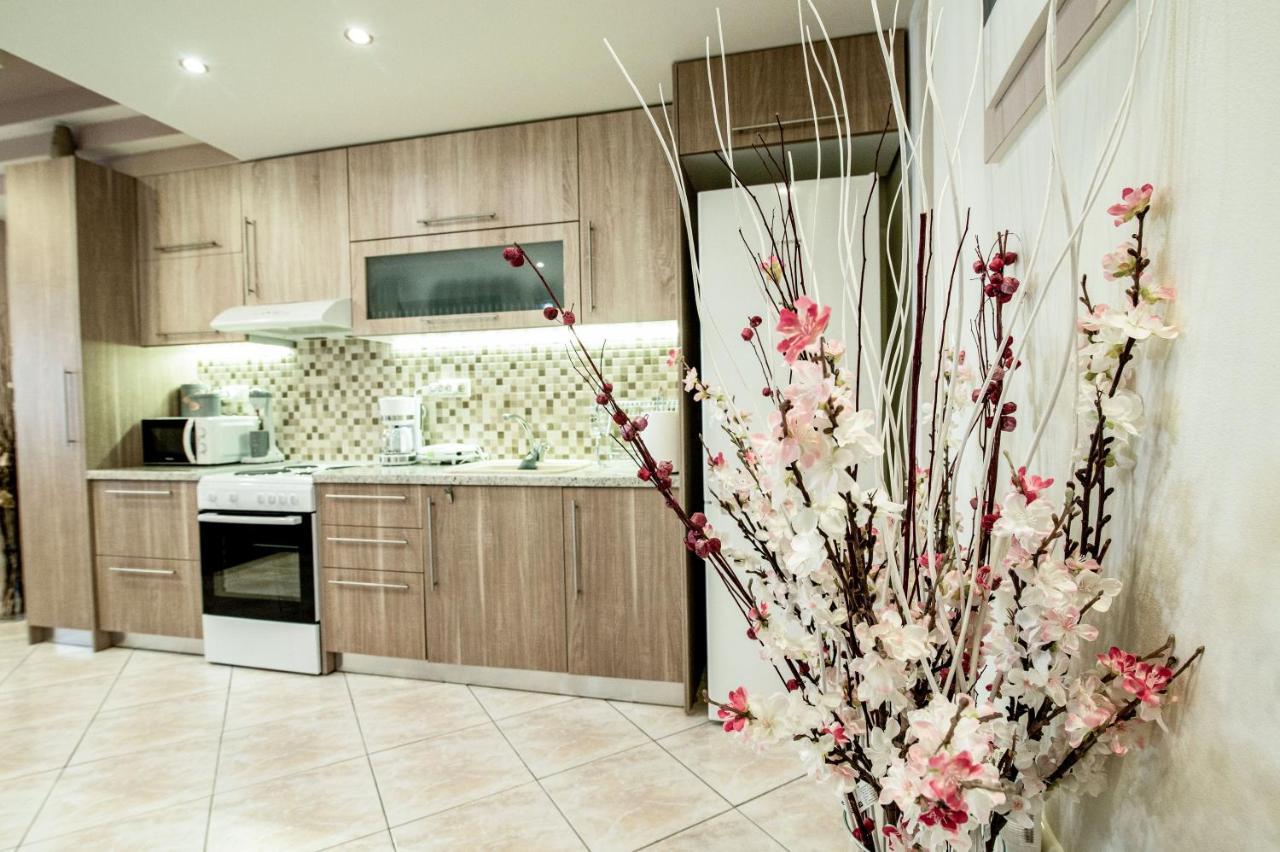 Appartamento 'The Ivory' House Project In Atene Esterno foto